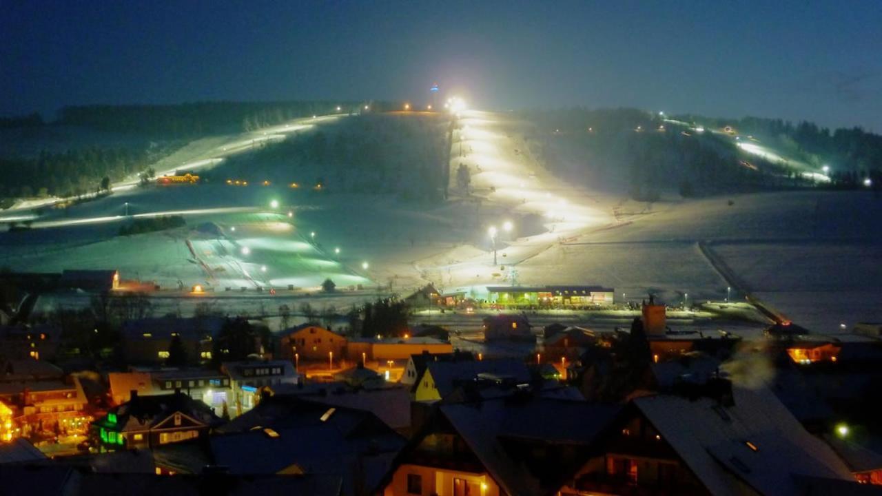 Ferienwohnung Beim Skihang Willingen  Exterior photo